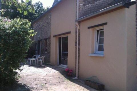 La Petite Maison D'Évran מראה חיצוני תמונה